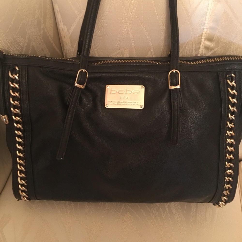 ❤️❤️ HP ❤️❤️super chic Bebe black purse